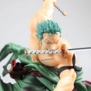 Picture of Action Figure One Piece Roronoa Zoro Attacking Mode.